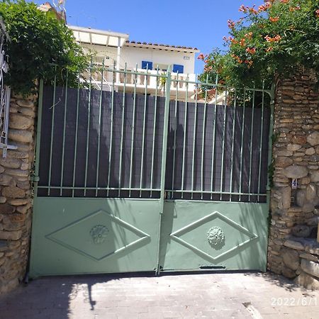 Appartement Centre Ville Du Boulou Pour 2 Adultes-2 Enfants- Check In 17H-21H--Juillet-Aout Reservation De 7 Jours Mini Le Boulou Exterior photo