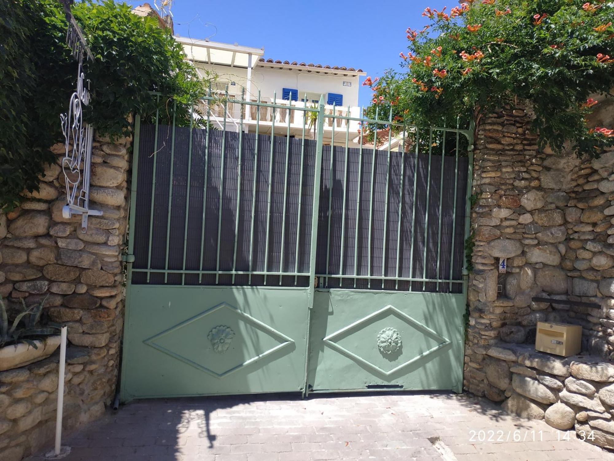 Appartement Centre Ville Du Boulou Pour 2 Adultes-2 Enfants- Check In 17H-21H--Juillet-Aout Reservation De 7 Jours Mini Le Boulou Exterior photo