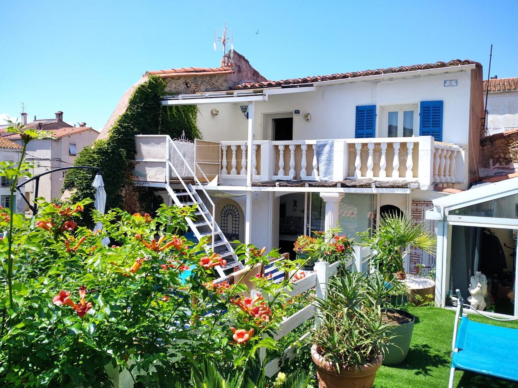 Appartement Centre Ville Du Boulou Pour 2 Adultes-2 Enfants- Check In 17H-21H--Juillet-Aout Reservation De 7 Jours Mini Le Boulou Exterior photo